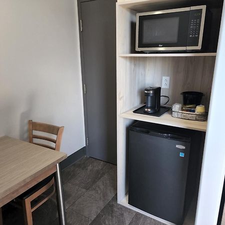 Razoolies Inn Stephenville Pokoj fotografie